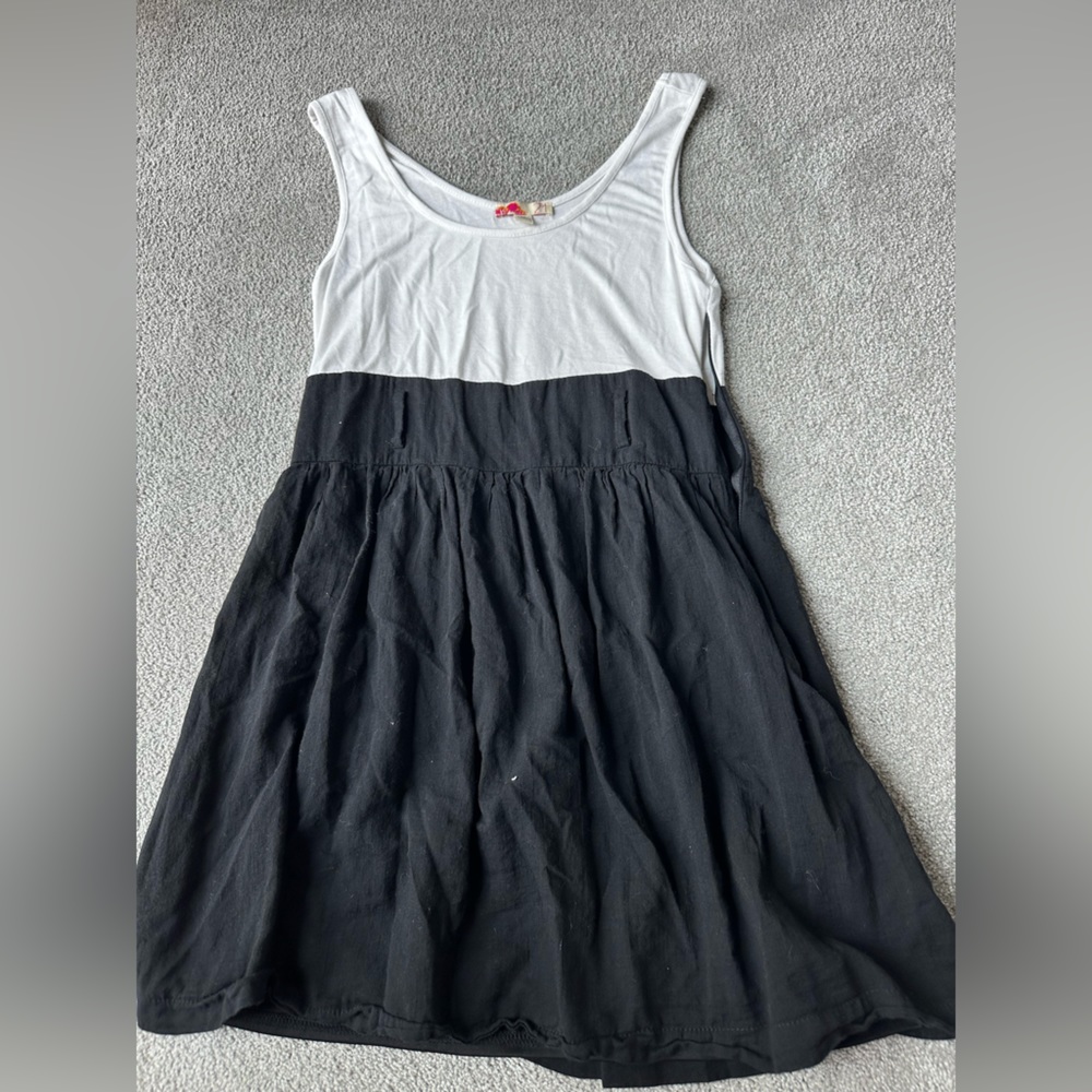 Women’s zip up dress